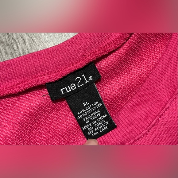 Rue 21 Pink Distressed Crop Sweater Size XL - 80s fashion, punk - Picture 6 of 7